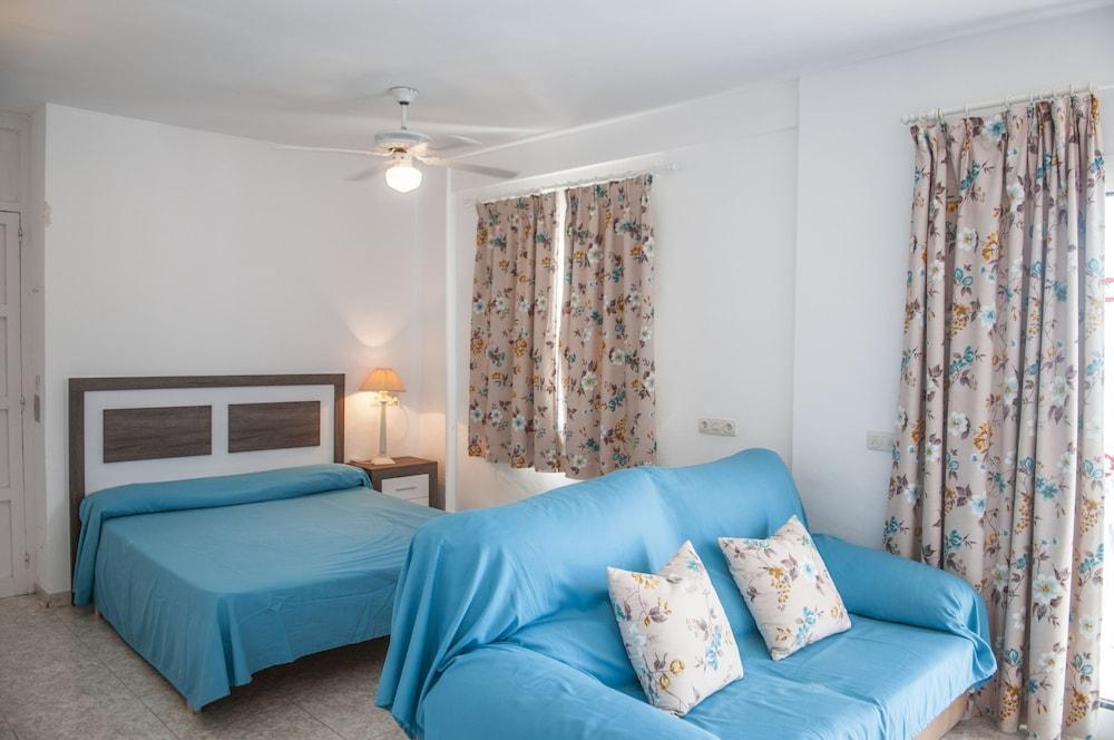 Apartamentos Vistamar Santo Tomas Luaran gambar
