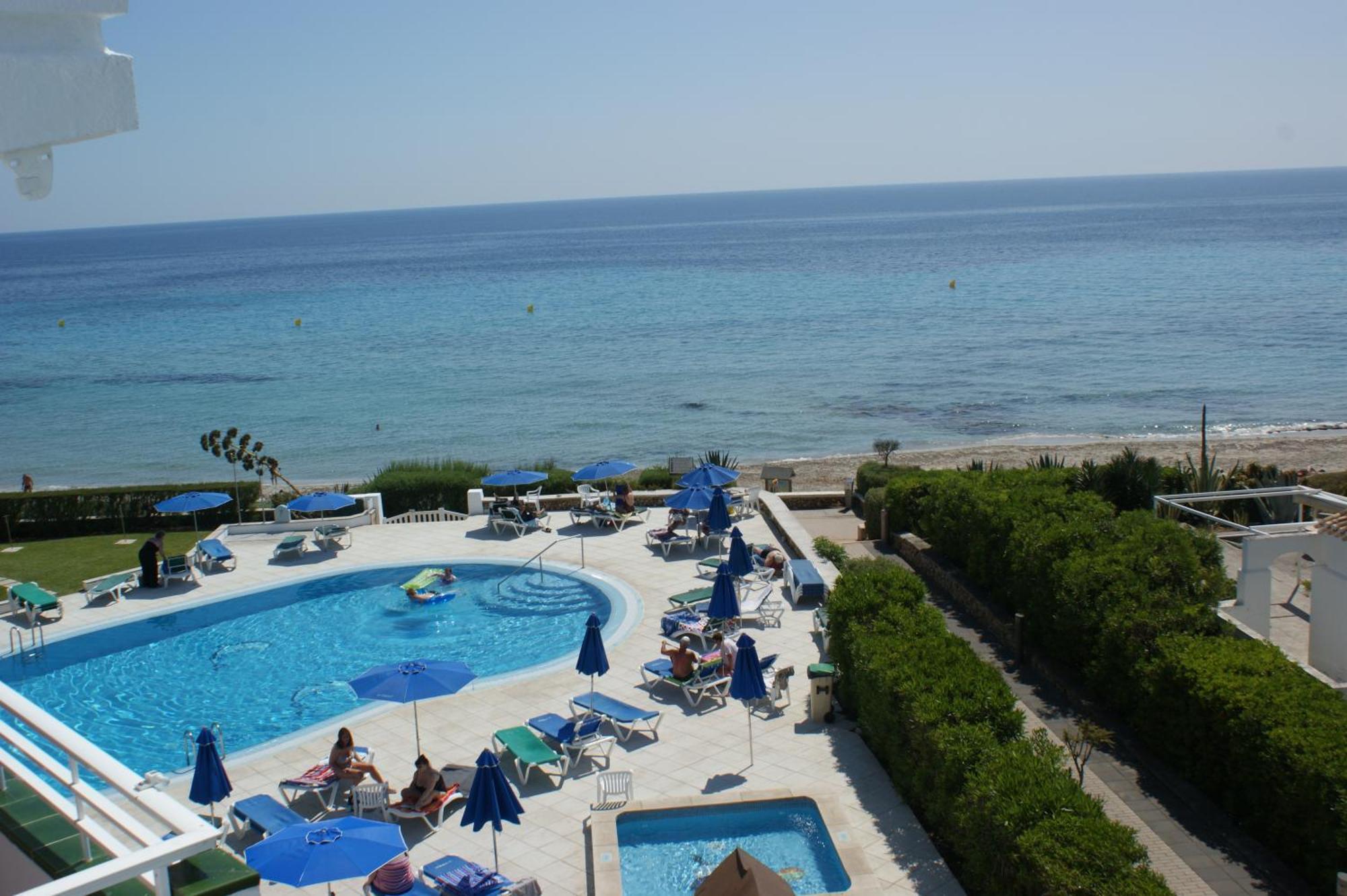 Apartamentos Vistamar Santo Tomas Luaran gambar