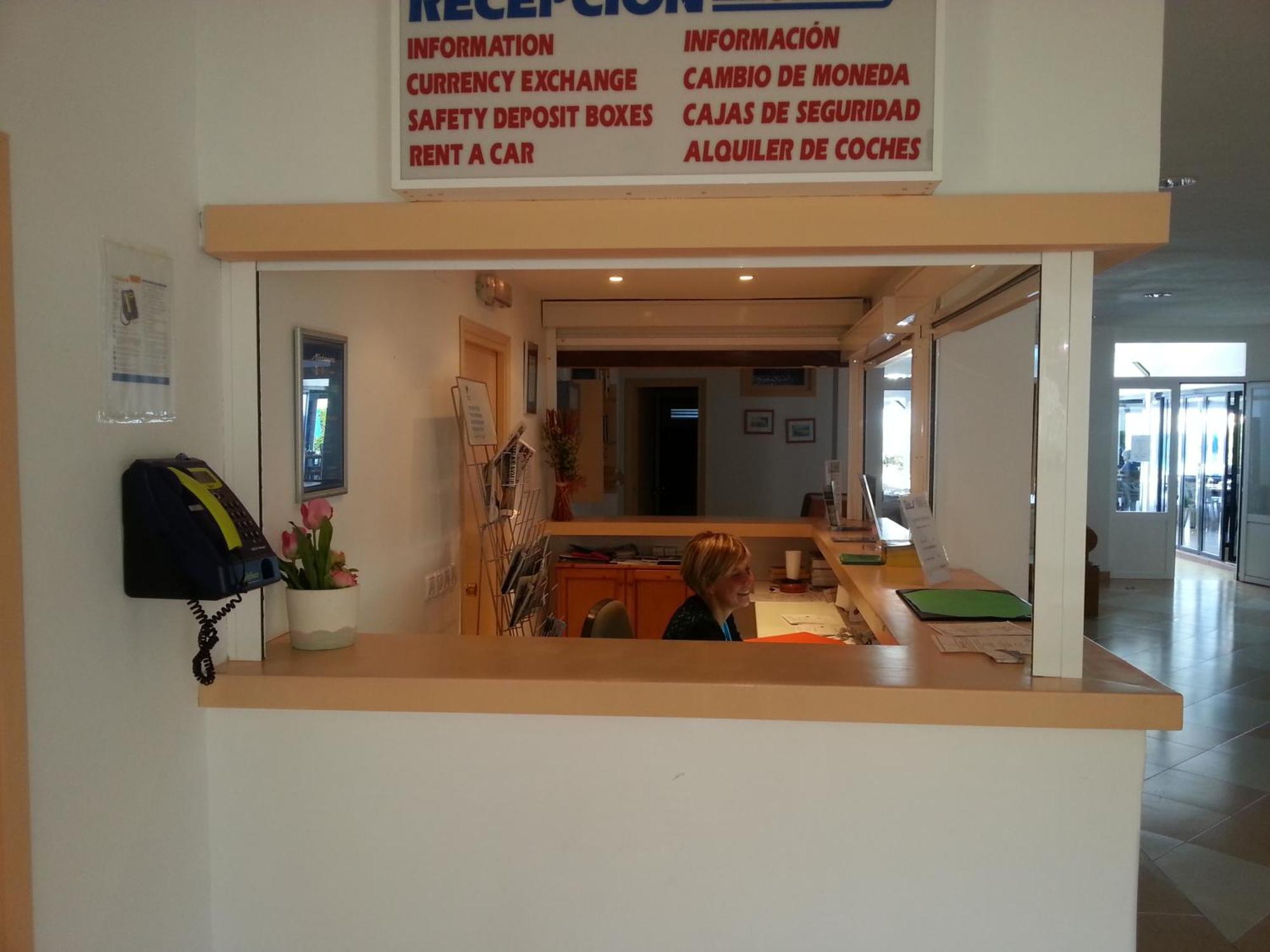 Apartamentos Vistamar Santo Tomas Luaran gambar