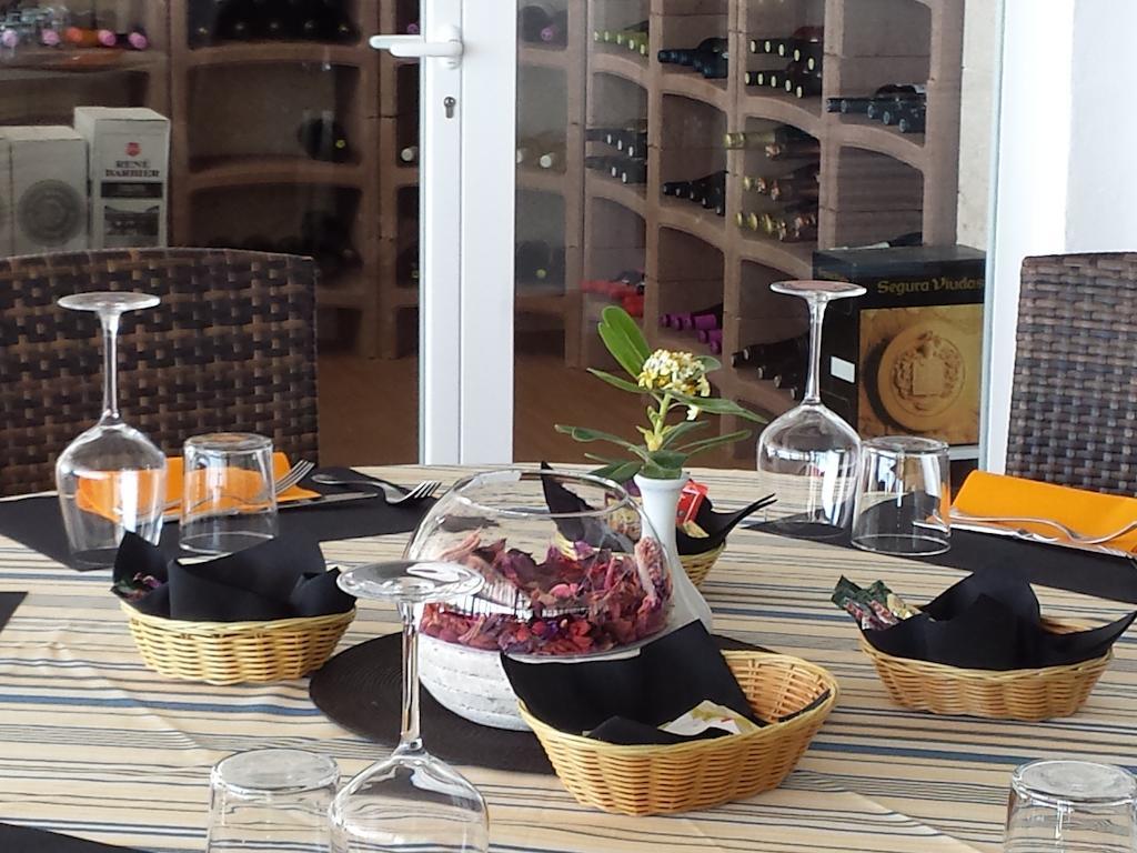 Apartamentos Vistamar Santo Tomas Luaran gambar