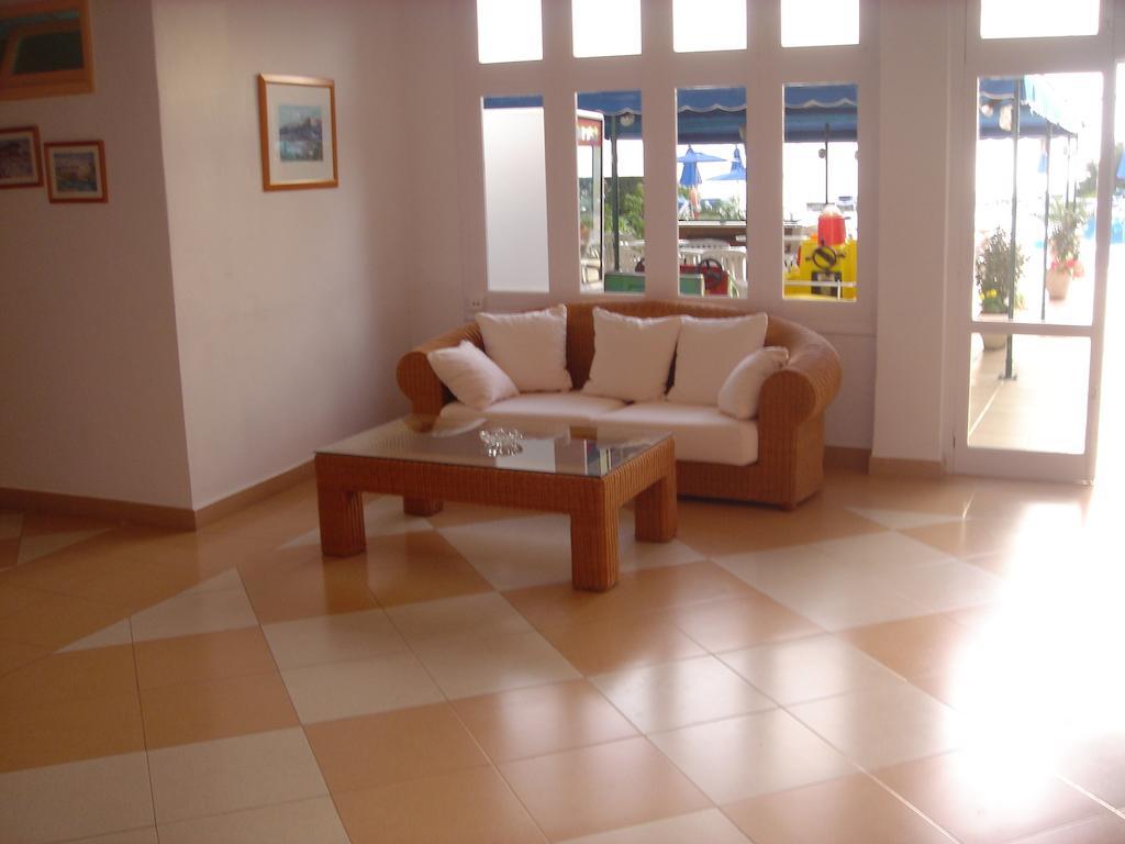 Apartamentos Vistamar Santo Tomas Luaran gambar